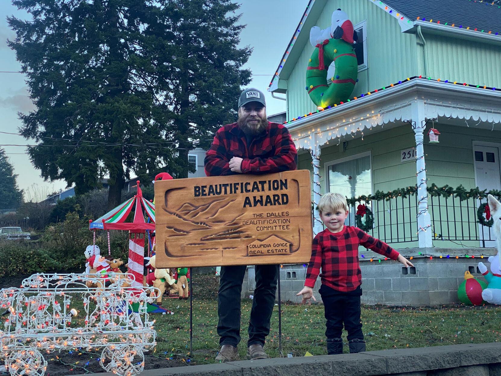 December Beautification Award